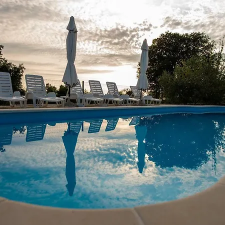 Ane, Divine Βίλα Trbounje