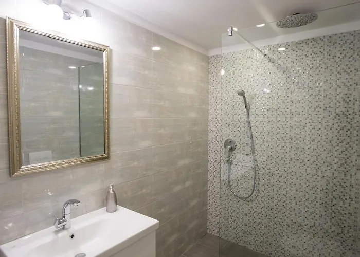 Villa Ane, Divine Trbounje